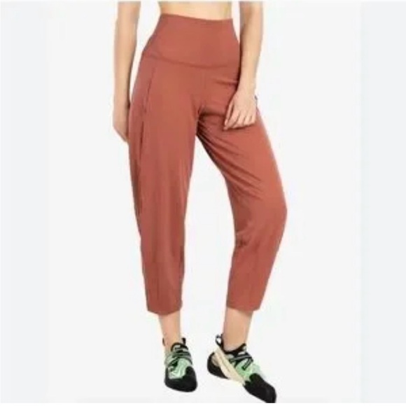 Patagonia Pants - Patagonia NetPlus High Rise Leggins Relaxed Fit Women Size l, Mauve Athletic Pan